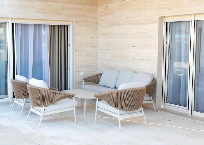 Villa Stone